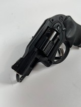 RUGER LCR .38 SPL +P - 2 of 3