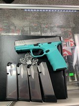 SPRINGFIELD ARMORY HELLCAT PRO OSP 9MM LUGER (9X19 PARA) - 2 of 3