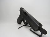 GLOCK G22 GEN 4 .40 S&W - 3 of 3