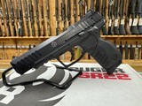 RUGER SR22 .22 LR