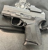 SPRINGFIELD ARMORY xds-9 3.3 mod2
9MM LUGER (9x19 PARA) - 2 of 3