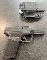 SPRINGFIELD ARMORY hellcat pro
9MM LUGER (9x19 PARA) - 1 of 3