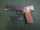 SMITH & WESSON MODEL 41 .22 LR