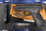 SMITH & WESSON M&P40 PRO SERIES .40 S&W