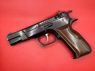 F.I.E. FIREARMS TZ 75 9MM LUGER (9x19 PARA)