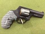 TAURUS M856 CH .38 SPL - 1 of 3