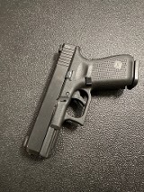 GLOCK 19 GEN 5 9MM LUGER (9x19 PARA) - 1 of 3
