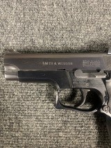 SMITH & WESSON Model 5904 9MM LUGER (9x19 PARA) - 2 of 3