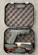 GLOCK 19 GEN 5 9MM LUGER (9x19 PARA) - 1 of 3