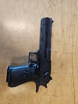 MAGNUM RESEARCH DESERT EAGLE .44 MAGNUM - 2 of 3