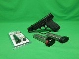 SMITH & WESSON M&P9 SHIELD 9MM LUGER (9x19 PARA) - 1 of 3