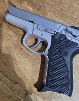 SMITH & WESSON MODEL 6906 9MM LUGER (9x19 PARA) - 1 of 3