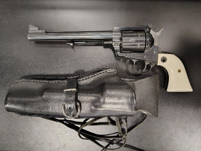 RUGER NEW MODEL BLACKHAWK .45 LC