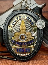 SMITH & WESSON S&W Model 4506-1 with "Training Day" LAPD Badge.45 ACP - 3 of 3