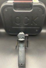 Glock 17 Gen 3 9MM LUGER (9X19 PARA) - 3 of 3