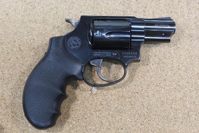TAURUS 85 .38 SPL - Image 1 of 3