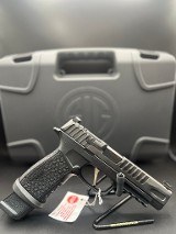 SIG SAUER P365 FUSE 9MM LUGER (9X19 PARA) - 1 of 3