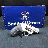 SMITH & WESSON 642UC .38 SPL - 2 of 3