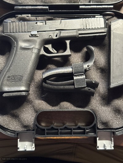 GLOCK 17 GEN 5 9MM LUGER (9x19 PARA)