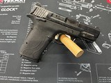 SMITH & WESSON M&P 9 SHIELD EZ 9MM LUGER (9x19 PARA)
