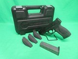SMITH & WESSON M&P45 M2.0 .45 ACP