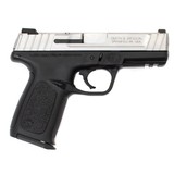 SMITH & WESSON SD40 VE .40 S&W - 2 of 3