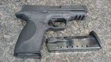 SMITH & WESSON M&P 40 .40 S&W - 2 of 3