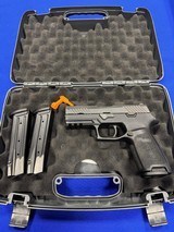 SIG SAUER P320 9MM LUGER (9x19 PARA) - 1 of 3