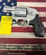 SMITH & WESSON 638 .38 SPL - 2 of 3