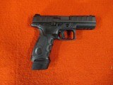 BERETTA USA APX Full Size 9MM LUGER (9X19 PARA)