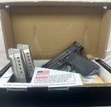 SMITH & WESSON M&P SHIELD 9MM LUGER (9x19 PARA)