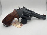 SMITH & WESSON 15-3 .38 SPL - 1 of 3
