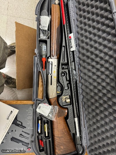 BENELLI MONTEFELTRO 12 GA