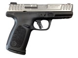 SMITH & WESSON SD9 2.0 9MM LUGER (9x19 PARA) - 1 of 3