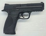 SMITH & WESSON M&P 40 .40 S&W - 2 of 3