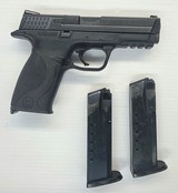 SMITH & WESSON M&P 40 .40 S&W - 1 of 3