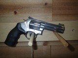 SMITH & WESSON MODEL 686-6 PLUS .357 MAG - 2 of 2