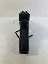 GLOCK 23gen5 .40 S&W - 3 of 3