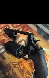 SMITH & WESSON GOVERNOR .45 lc/.45 acp/.410 ga - 3 of 3