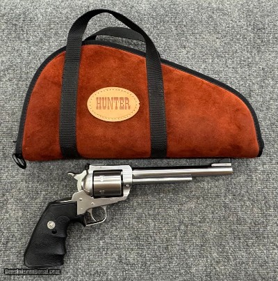 RUGER NEW MODEL SUPER BLACKHAWK .44 MAGNUM