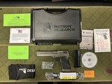 MAGNUM RESEARCH DE44
.44 MAGNUM - 2 of 3