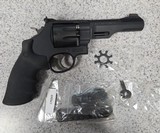 SMITH & WESSON 327 TRR8 PERFORMANCE CENTER .357 MAG - 2 of 3