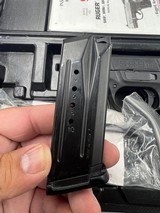 RUGER SR9C 9MM LUGER (9x19 PARA) - 3 of 3