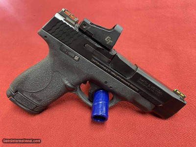SMITH & WESSON M&P40 SHIELD M2.0 PERFORMANCE CENTER 40SW .40 S&W
