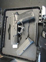 SIG SAUER SP2022 NITRON 9MM LUGER (9X19 PARA)