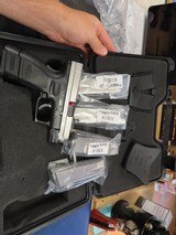 SPRINGFIELD ARMORY XD9 9MM LUGER (9x19 PARA) - 1 of 3