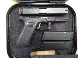 GLOCK G22 GEN 3 .40 CALIBER - 3 of 3