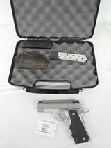 KIMBER Pro Carry II w/3 Mags, Original Hard Case .45 ACP - 1 of 3