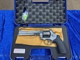 SMITH & WESSON MODEL 610 10MM - 1 of 3