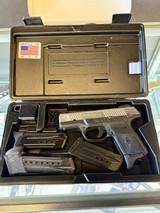 RUGER SR9C 9MM LUGER (9X19 PARA) - 3 of 3